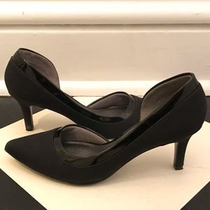 Lifestride Size 8.5 Black pointed-toe heels
